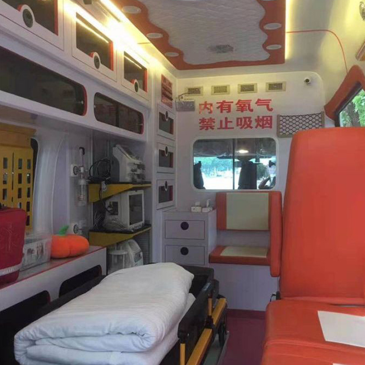 龙安癌症租赁救护车转运:为生命护航的科技与人文关怀